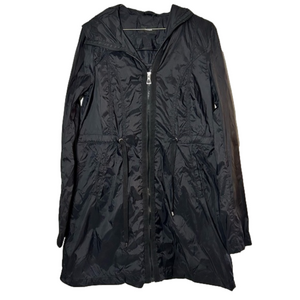 RUDSAK ultra lightweight rain jacket - women’s medium - GUC